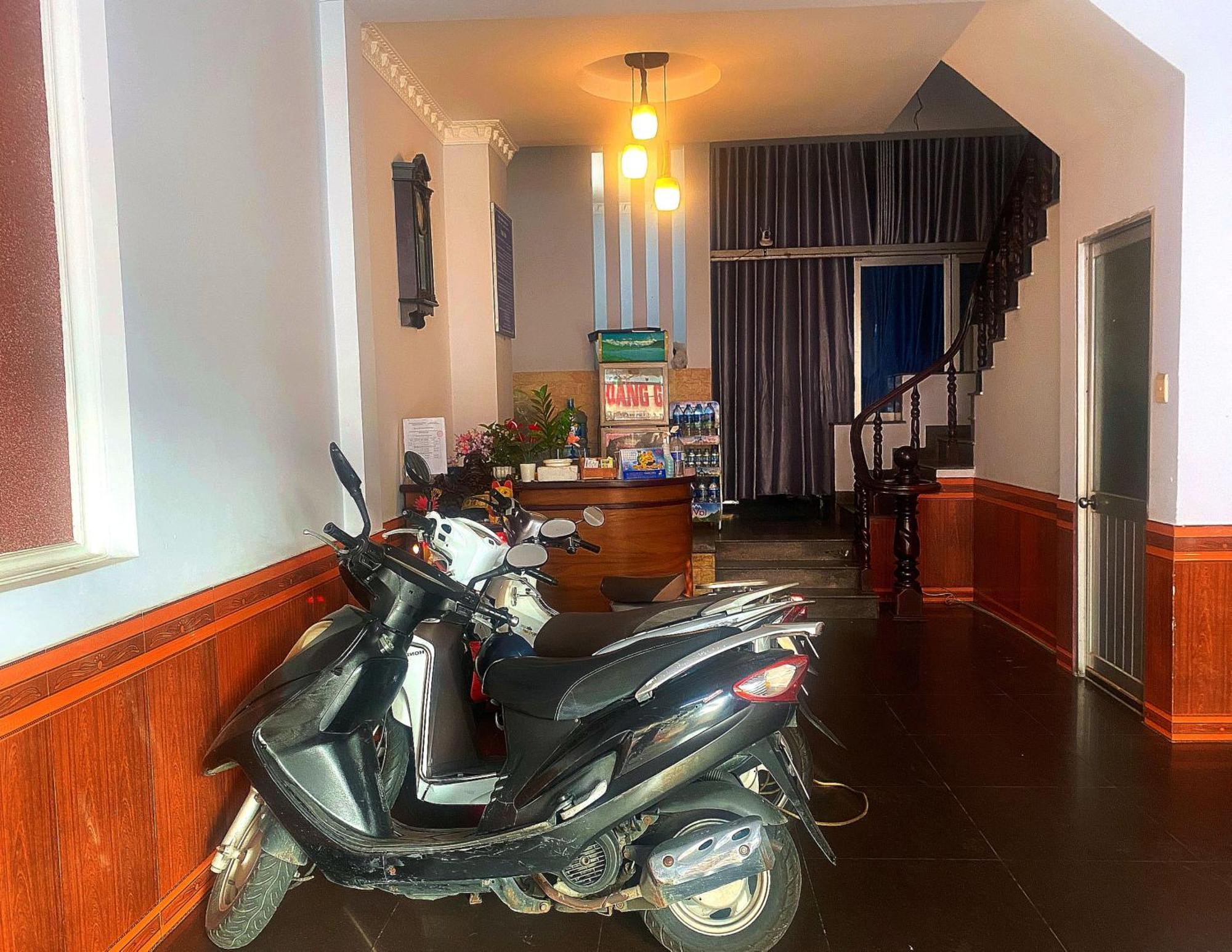 Nhà Nghỉ Uyên Phương Hotel Vung Tau Exterior foto