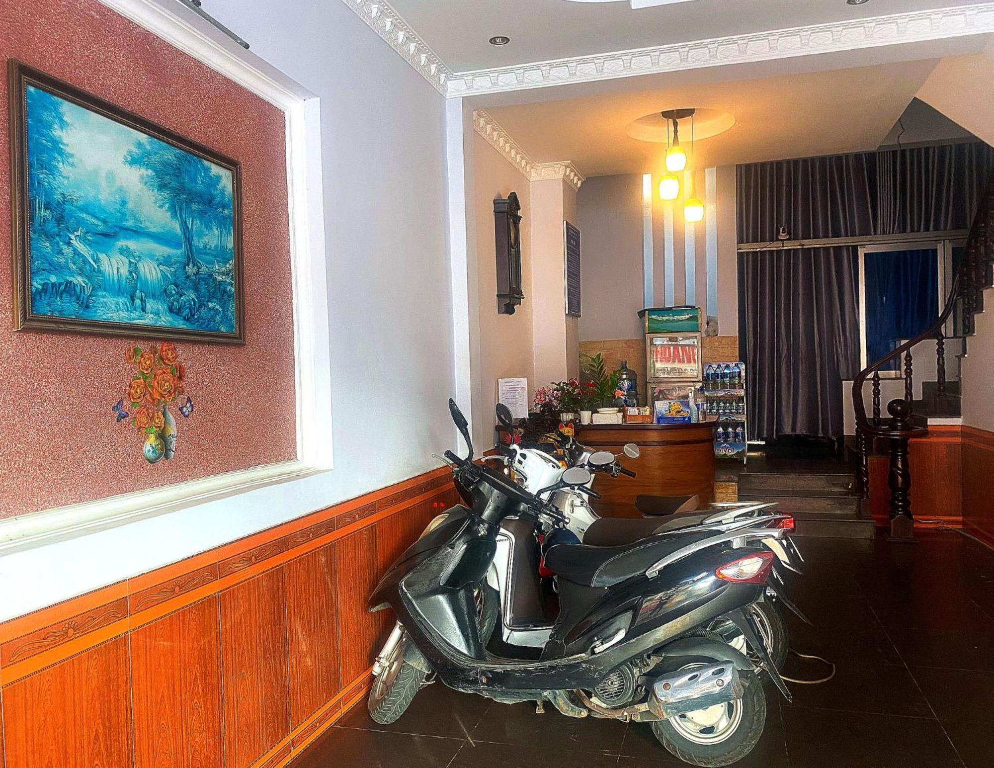 Nhà Nghỉ Uyên Phương Hotel Vung Tau Exterior foto